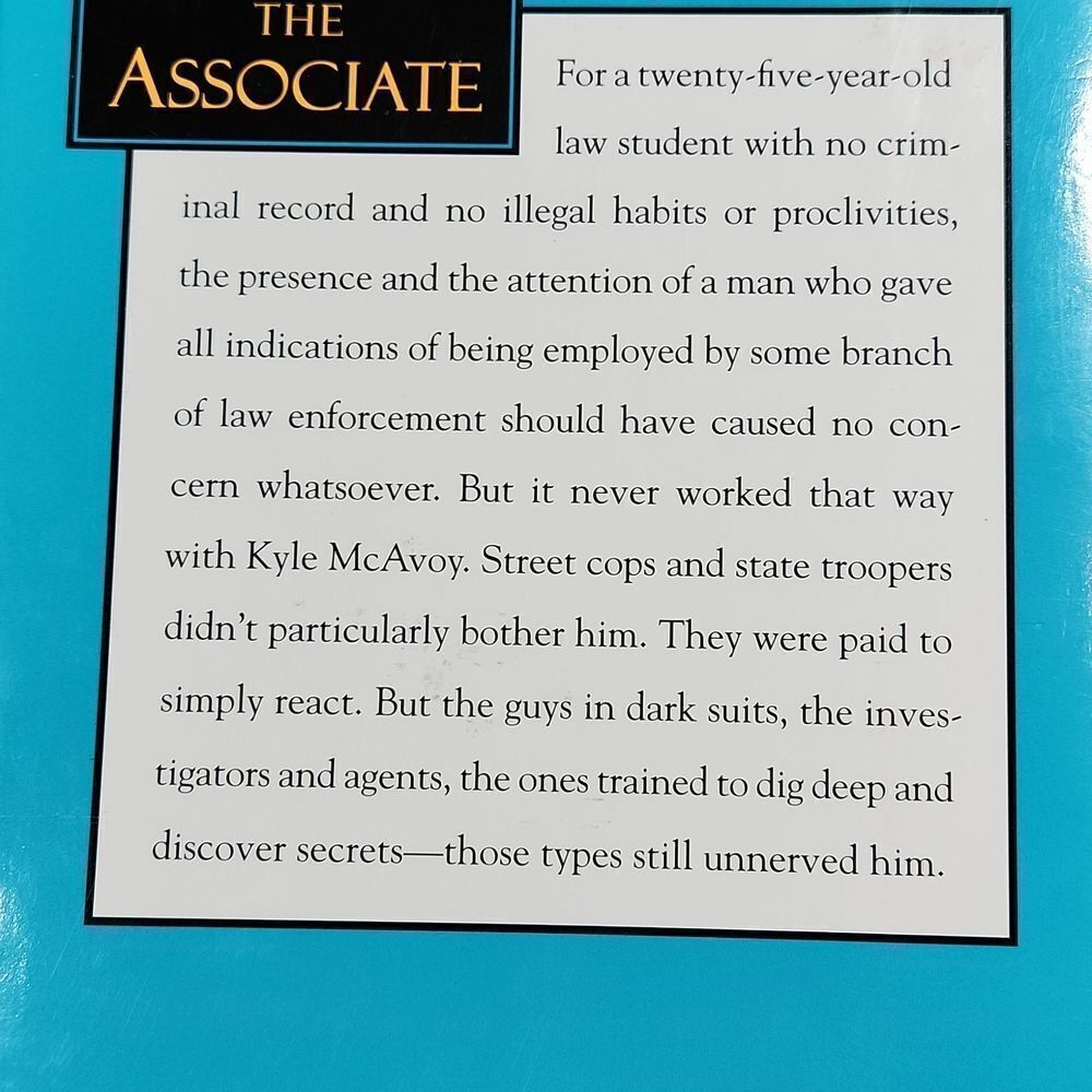 🔺️NWOT The Associate by John Grisham Hardcover - Picture 4 of 4